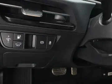2022 Kia EV6 с пробегом 83 545 км
