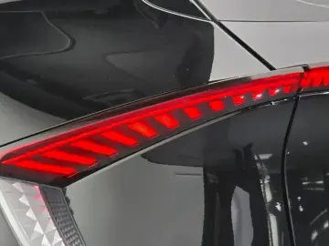 2022 Kia EV6 с пробегом 83 545 км