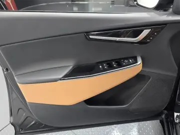 2022 Kia EV6 с пробегом 83 545 км