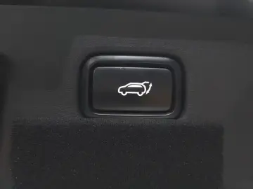 2022 Kia EV6 с пробегом 83 545 км