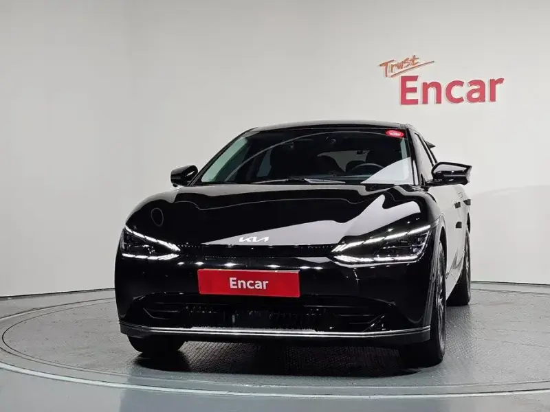 2023 Kia EV6 с пробегом 25 430 км