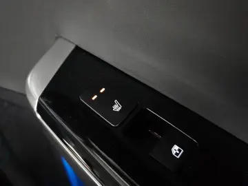 2023 Kia EV6 с пробегом 25 430 км