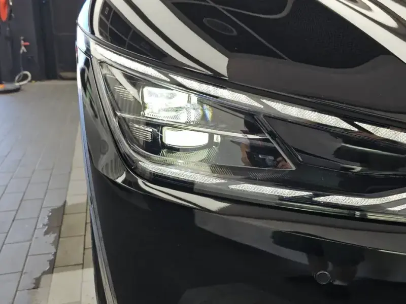 2023 Kia EV6 с пробегом 25 430 км