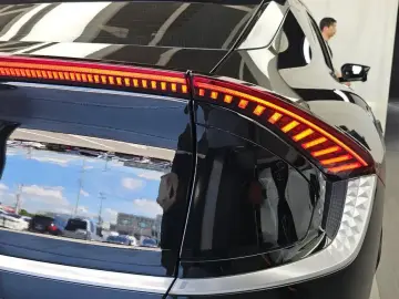 2023 Kia EV6 с пробегом 25 430 км