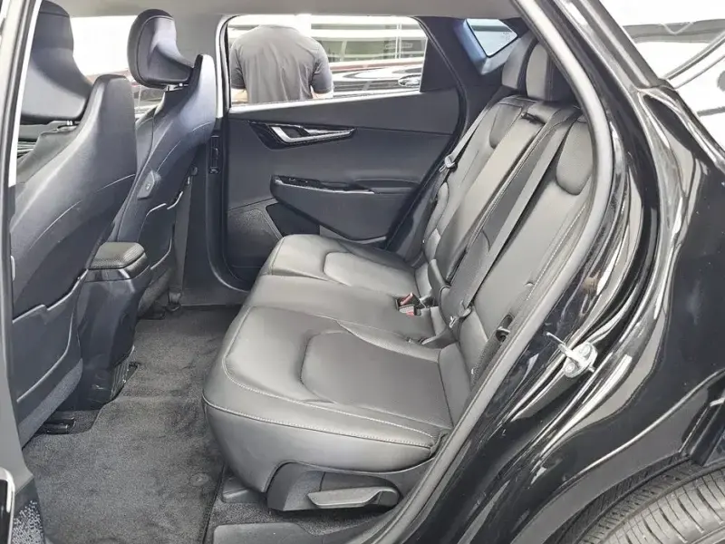 2023 Kia EV6 с пробегом 25 430 км
