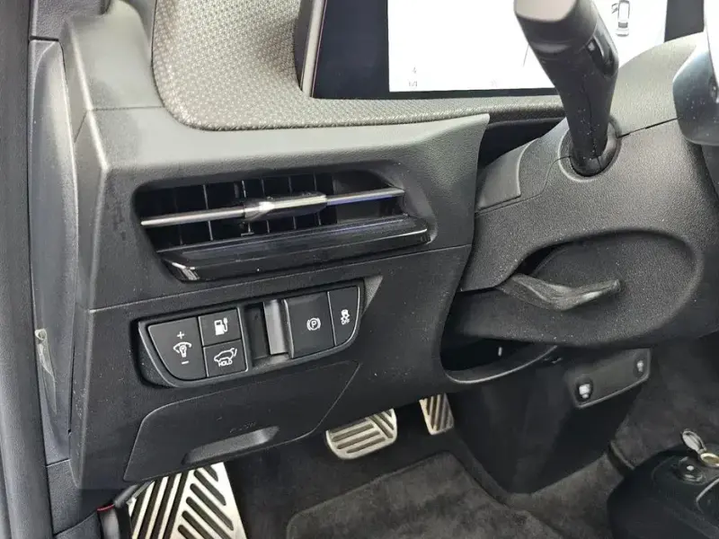 2023 Kia EV6 с пробегом 25 430 км