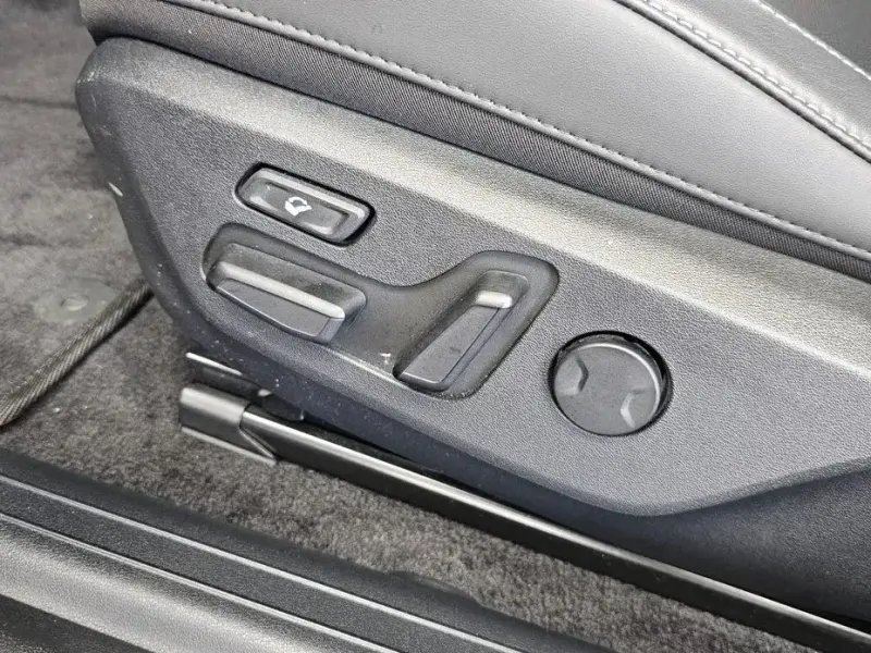 2023 Kia EV6 с пробегом 25 430 км