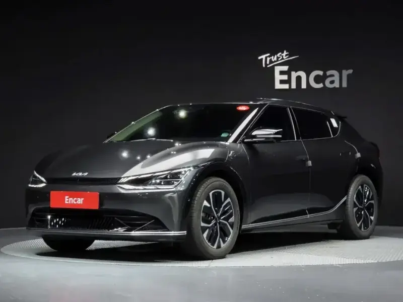 2022 Kia EV6 с пробегом 3 310 км