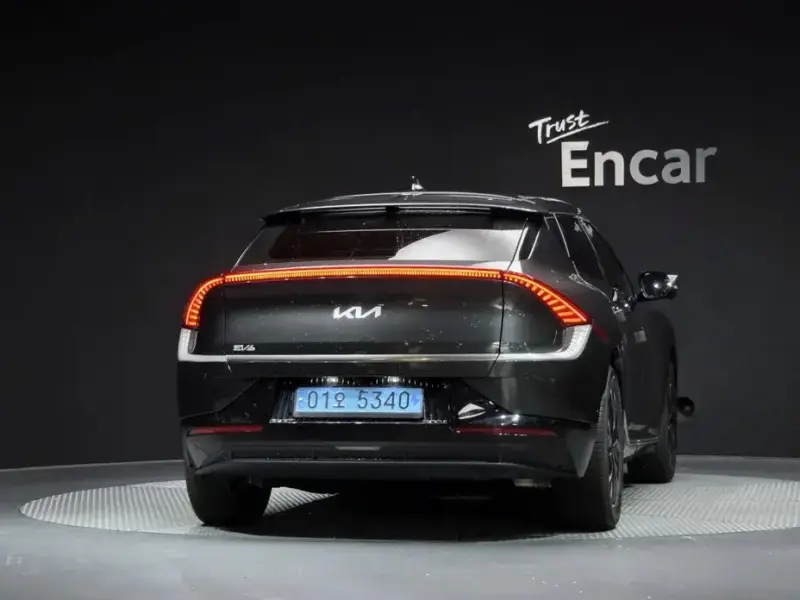 2022 Kia EV6 с пробегом 3 310 км