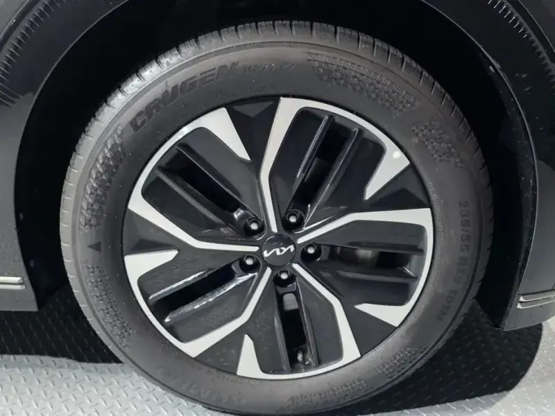 2022 Kia EV6 с пробегом 3 310 км
