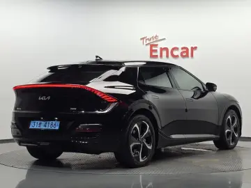 2022 Kia EV6 с пробегом 95 981 км