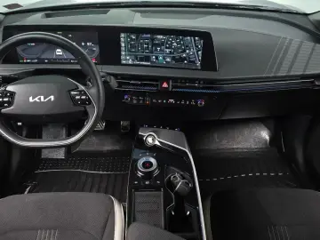 2022 Kia EV6 с пробегом 95 981 км