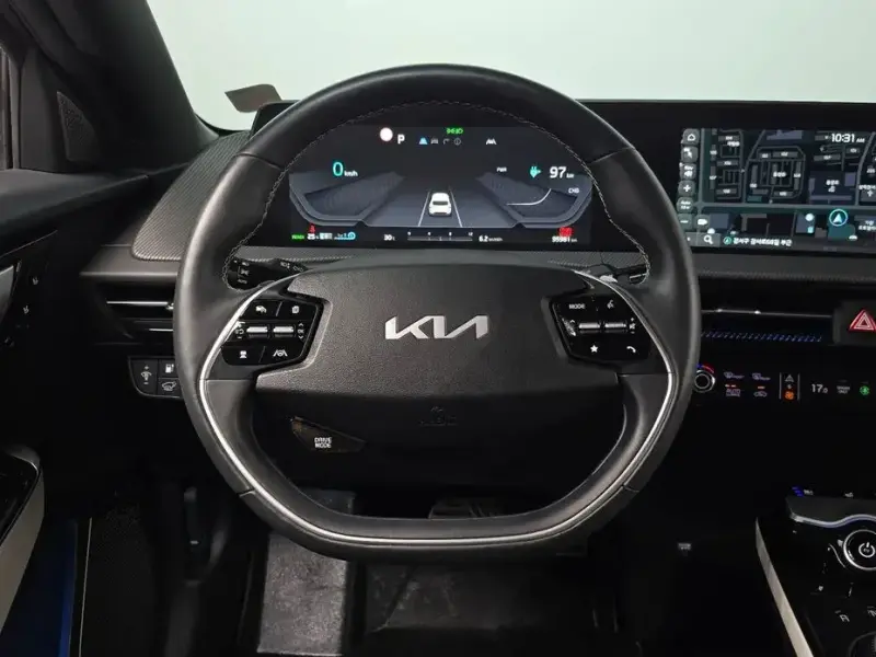 2022 Kia EV6 с пробегом 95 981 км