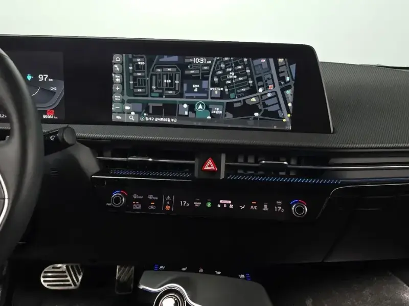 2022 Kia EV6 с пробегом 95 981 км