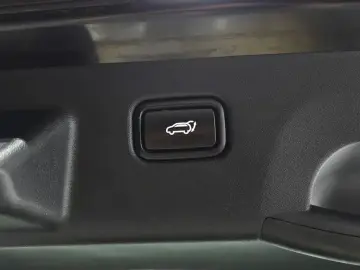 2022 Kia EV6 с пробегом 95 981 км
