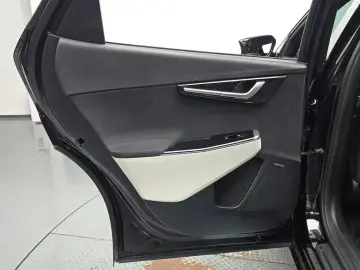 2022 Kia EV6 с пробегом 95 981 км