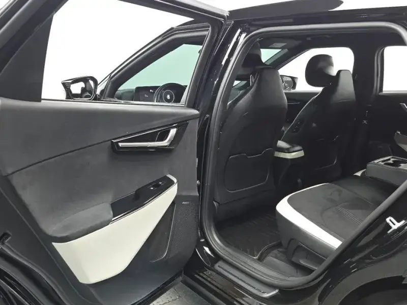 2022 Kia EV6 с пробегом 95 981 км