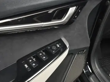 2022 Kia EV6 с пробегом 95 981 км
