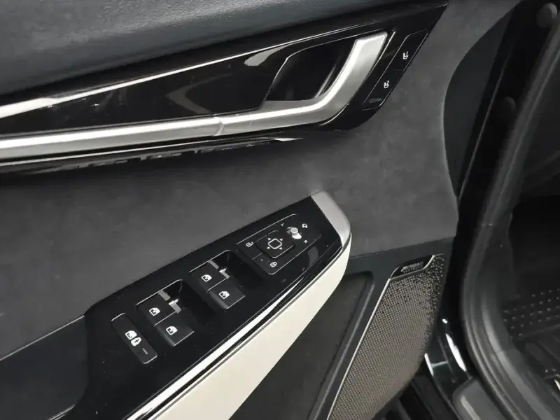 2022 Kia EV6 с пробегом 95 981 км
