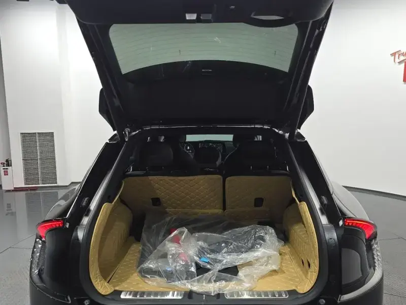2022 Kia EV6 с пробегом 95 981 км