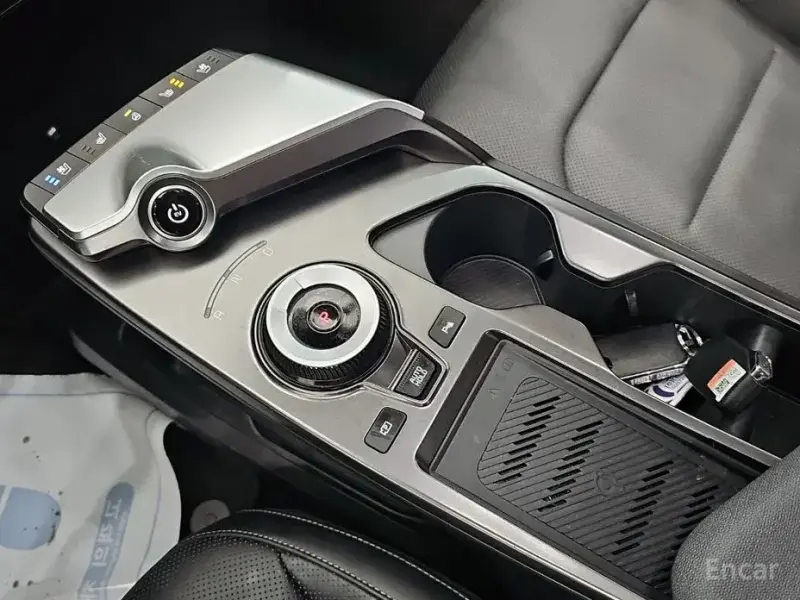 2024 Kia EV6 с пробегом 63 887 км