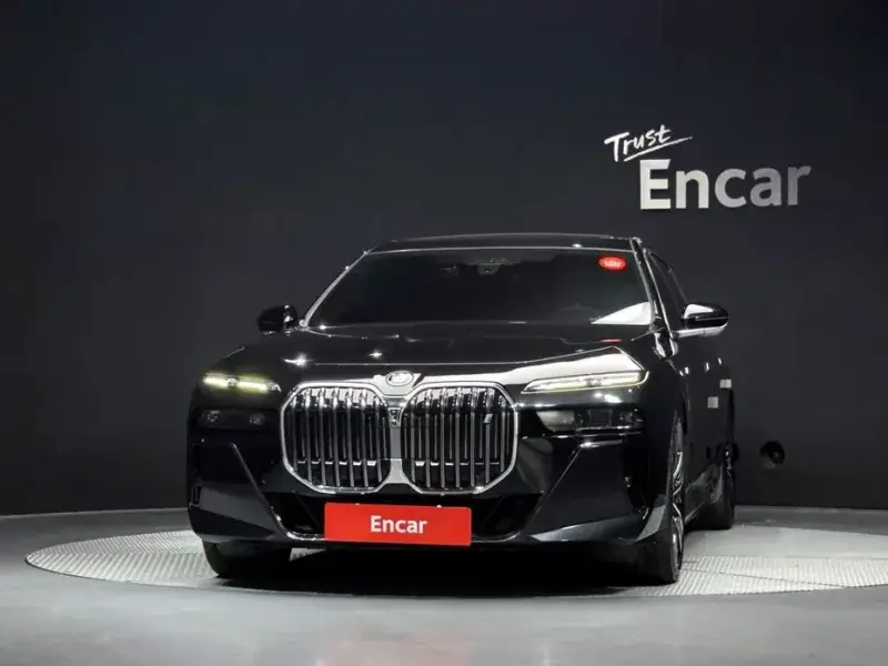 2024 BMW i7 с пробегом 58 693 км