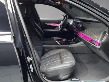2024 BMW i7 с пробегом 58 693 км
