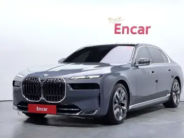 2023 BMW i7 с пробегом 50 459 км