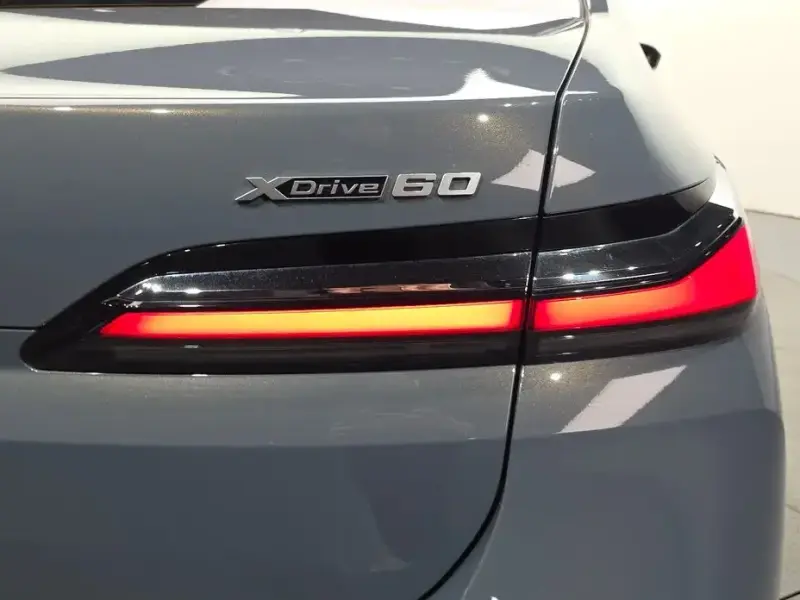 2023 BMW i7 с пробегом 50 459 км