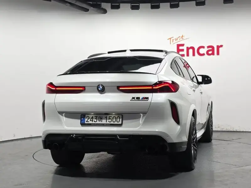 2022 BMW X6 M с пробегом 39 191 км