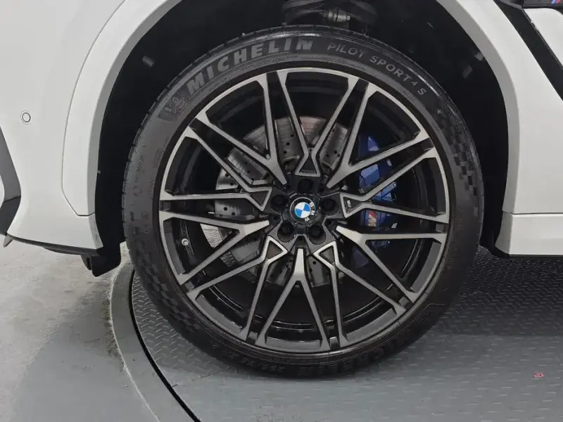 2022 BMW X6 M с пробегом 39 191 км