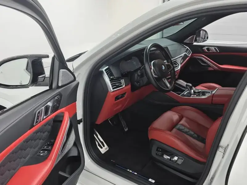 2022 BMW X6 M с пробегом 39 191 км