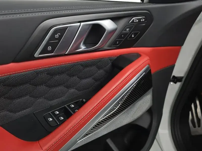 2022 BMW X6 M с пробегом 39 191 км