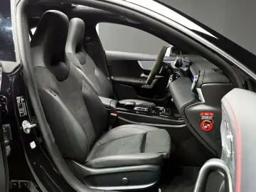 2021 Mercedes-Benz CLA с пробегом 75 942 км