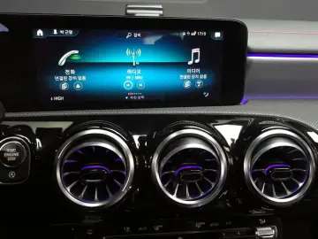 2021 Mercedes-Benz CLA с пробегом 75 942 км