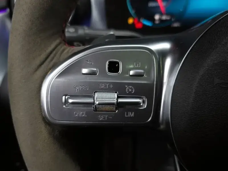 2021 Mercedes-Benz CLA с пробегом 75 942 км