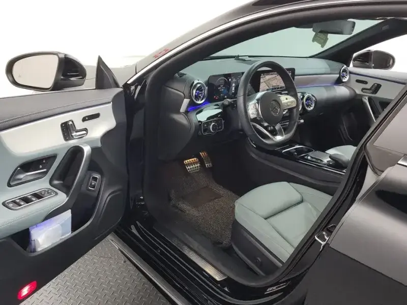 2023 Mercedes-Benz CLA с пробегом 31 015 км