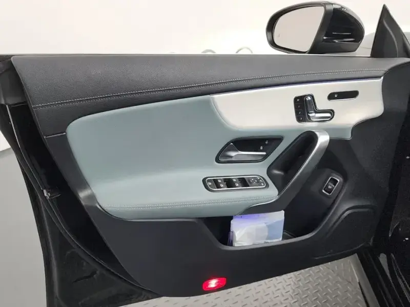 2023 Mercedes-Benz CLA с пробегом 31 015 км
