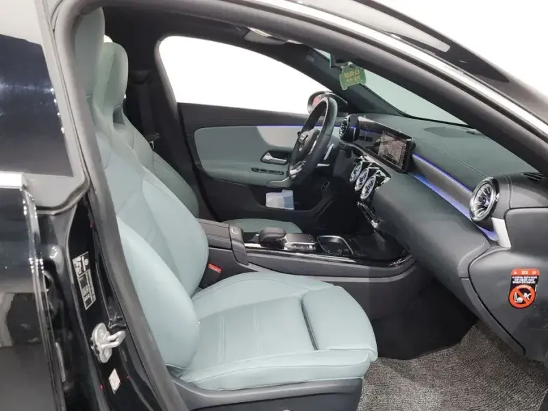 2023 Mercedes-Benz CLA с пробегом 31 015 км