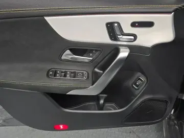 2023 Mercedes-Benz CLA с пробегом 33 633 км