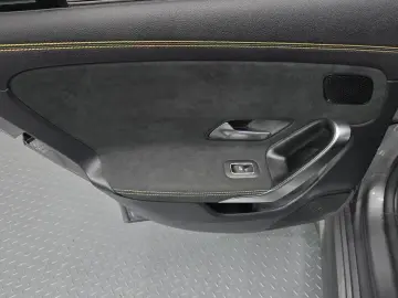 2023 Mercedes-Benz CLA с пробегом 33 633 км
