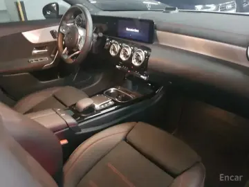 2022 Mercedes-Benz CLA с пробегом 18 959 км