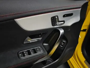 2022 Mercedes-Benz CLA с пробегом 22 308 км