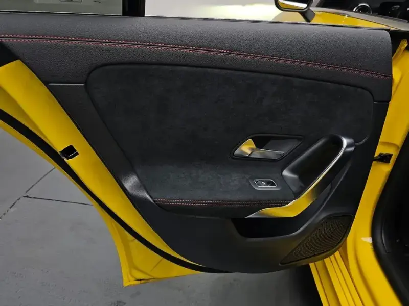 2022 Mercedes-Benz CLA с пробегом 22 308 км
