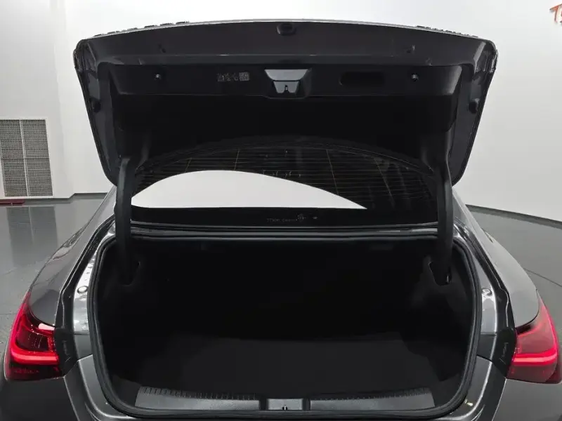 2024 Mercedes-Benz CLA с пробегом 8 312 км