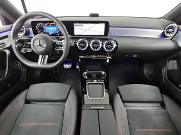 2026 Mercedes-Benz CLA с пробегом 7 072 км