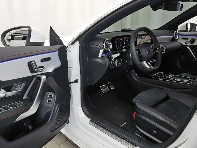 2026 Mercedes-Benz CLA с пробегом 7 072 км