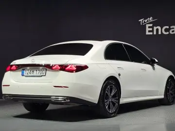 2025 Mercedes-Benz E-Класс с пробегом 3 860 км