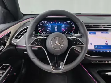 2025 Mercedes-Benz E-Класс с пробегом 3 860 км