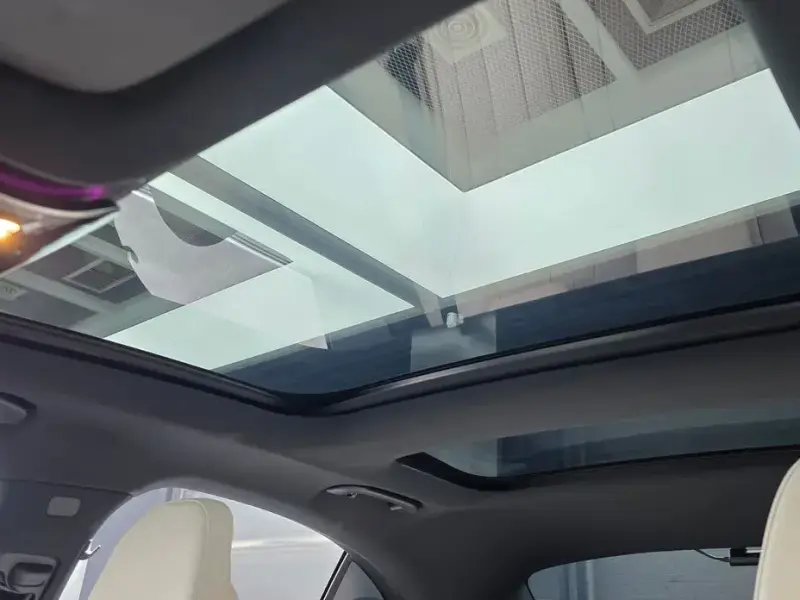 2025 Mercedes-Benz E-Класс с пробегом 3 860 км